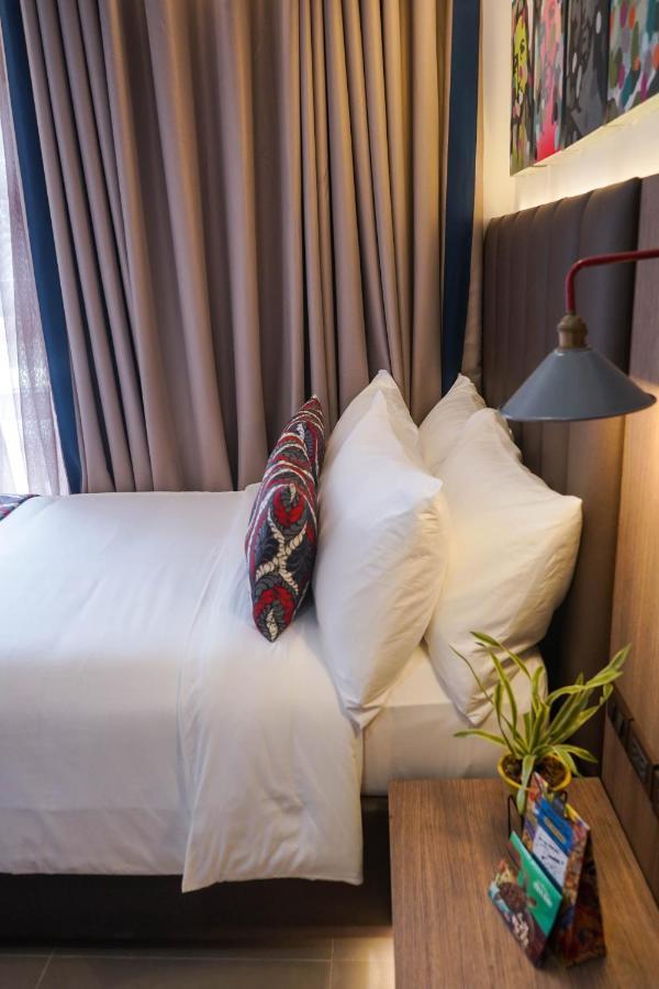 Unwnd Boutique Hotel Makati Makati City Exterior photo
